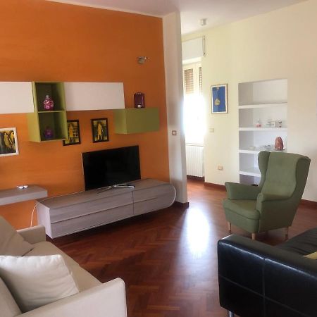 마테라 Casa Centrale- Holiday House 아파트 외부 사진