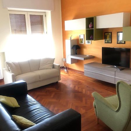 마테라 Casa Centrale- Holiday House 아파트 외부 사진